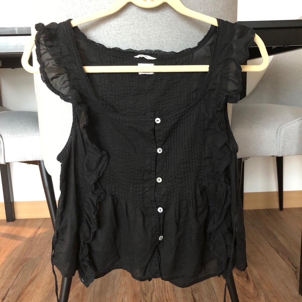 Aritzia Black Top